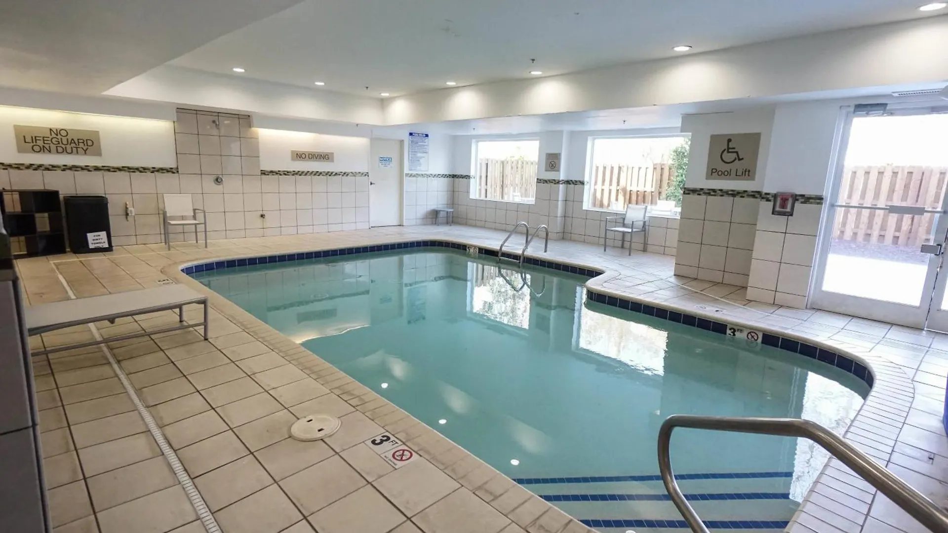 Hotel Country Inn & Suites By Radisson, Savannah Southside